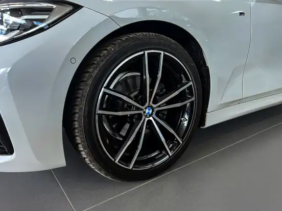 BMW-320i-2.0 16V TURBO FLEX M SPORT AUTOMÁTICO BMW-320i-2021