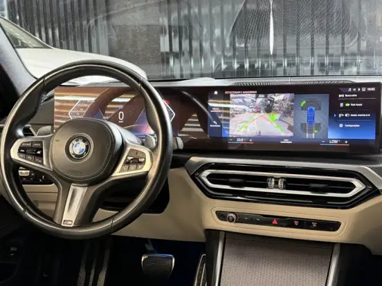 BMW-320i-2.0 16V TURBO FLEX M SPORT AUTOMÁTICO BMW-320i-2022