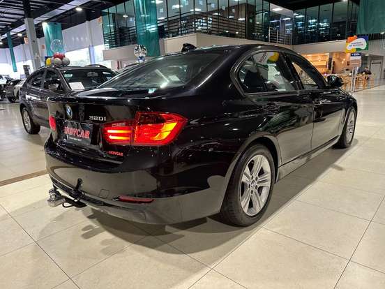 BMW-320i-2.0 16V TURBO ACTIVE FLEX 4P AUTOMÁTICO BMW-320i-2015