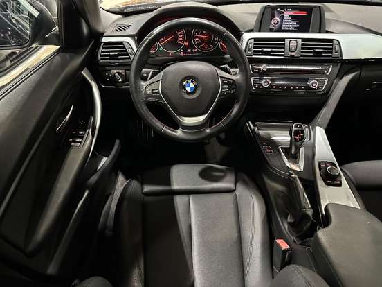 BMW-320i-2.0 16V TURBO ACTIVE FLEX 4P AUTOMÁTICO BMW-320i-2015