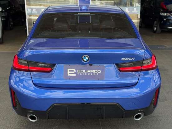 BMW-320i-2.0 16V TURBO FLEX M SPORT AUTOMÁTICO BMW-320i-2023