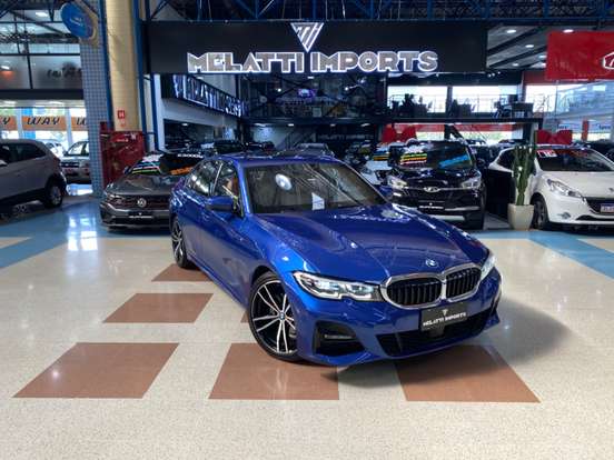 BMW-320i-2022