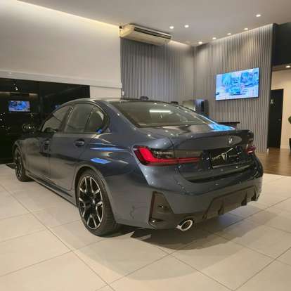 BMW-320i-2026