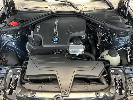 BMW 320i 2.0 MODERN 16V TURBO GASOLINA 4P AUTOMÁTICO