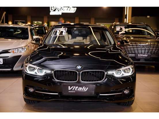 BMW-320i-2017