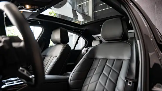 BMW-530e-2025