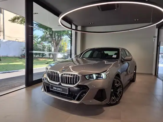 BMW-530e-2.0 TWINPOWER PHEV M SPORT AUTOMÁTICO BMW-530e-2025