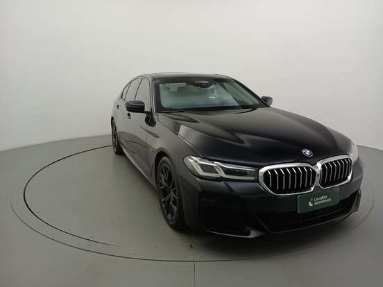 BMW-530e-2021