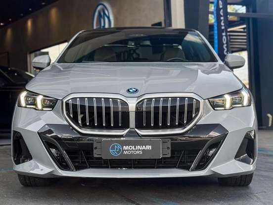 BMW-530e-2.0 TWINPOWER PHEV M SPORT AUTOMÁTICO BMW-530e-2024