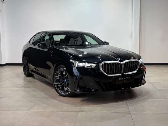 BMW-530e-2.0 TWINPOWER PHEV M SPORT AUTOMÁTICO BMW-530e-2024