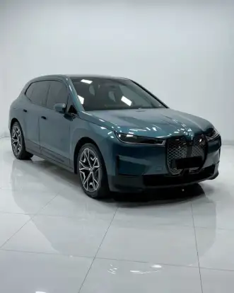 BMW-iX-2022
