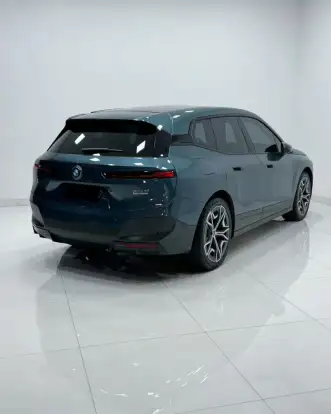 BMW-iX-2022
