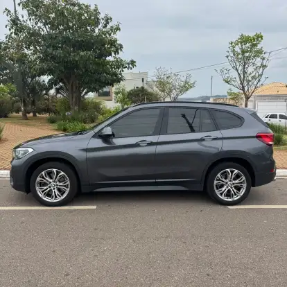 BMW-X1-2.0 16V TURBO ACTIVEFLEX SDRIVE20I 4P AUTOMÁTICO BMW-X1-2020
