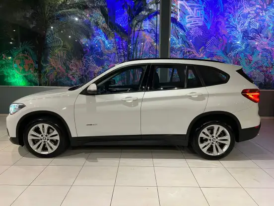 BMW-X1-2.0 16V TURBO ACTIVEFLEX SDRIVE20I 4P AUTOMÁTICO BMW-X1-2016
