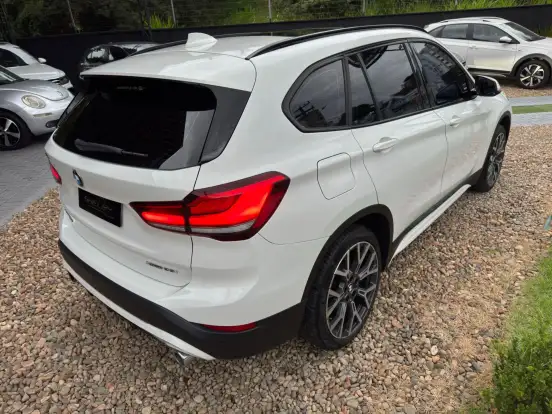BMW-X1-2020