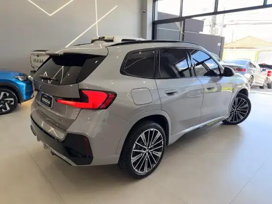 BMW-X1-2025