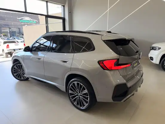 BMW-X1-2025