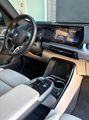 BMW-X1-2024