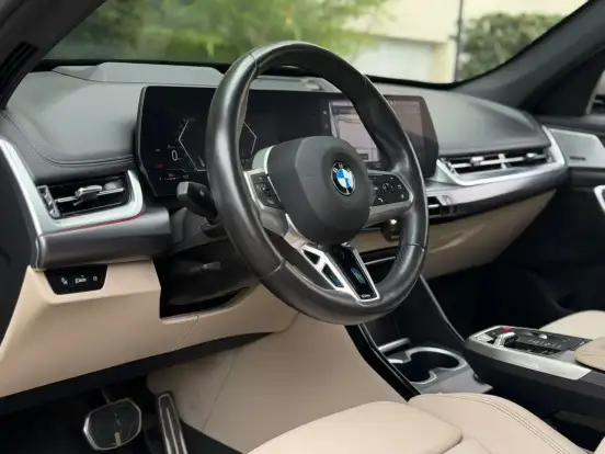BMW-X1-2023