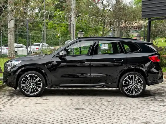 BMW-X1-2.0 16V TURBO GASOLINA SDRIVE20I X-LINE STEPTRONIC BMW-X1-2026