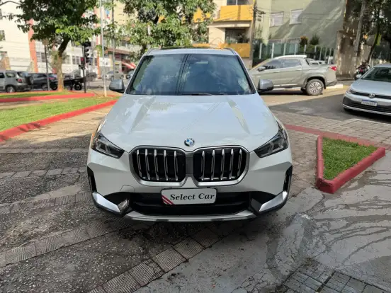 BMW-X1-2024