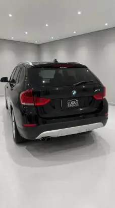 BMW-X1-2013