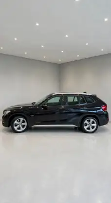 BMW-X1-2013