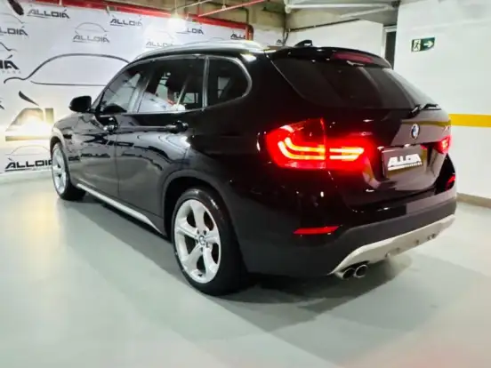 BMW-X1-2.0 20I 4X2 16V FLEX 4P AUTOMÁTICO BMW-X1-2013
