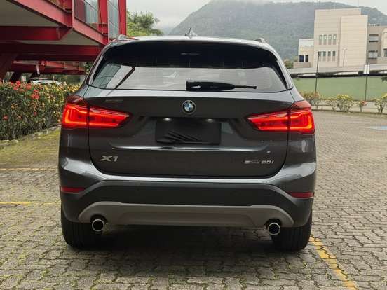 BMW-X1-2.0 16V TURBO ACTIVEFLEX SDRIVE20I 4P AUTOMÁTICO BMW-X1-2018