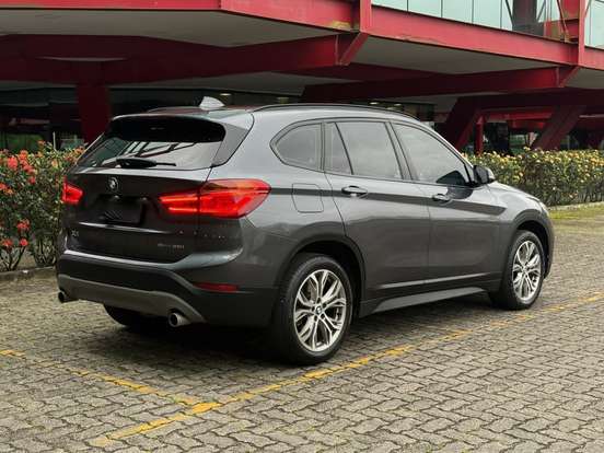 BMW-X1-2018