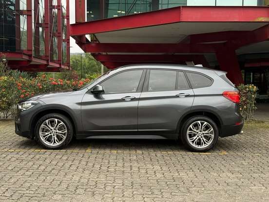 BMW-X1-2.0 16V TURBO ACTIVEFLEX SDRIVE20I 4P AUTOMÁTICO BMW-X1-2018