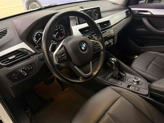 BMW-X1-2.0 16V TURBO ACTIVEFLEX SDRIVE20I 4P AUTOMÁTICO BMW-X1-2019