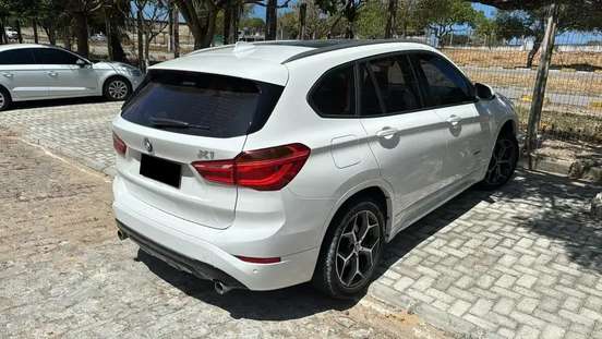 BMW-X1-2016