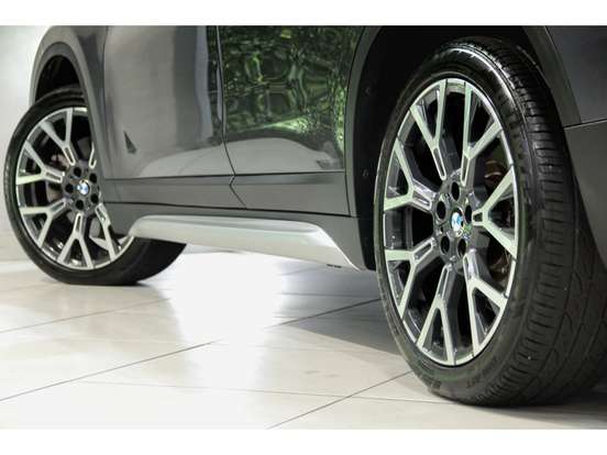 BMW-X1-2022