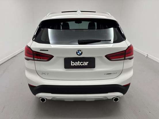 BMW-X1-2021