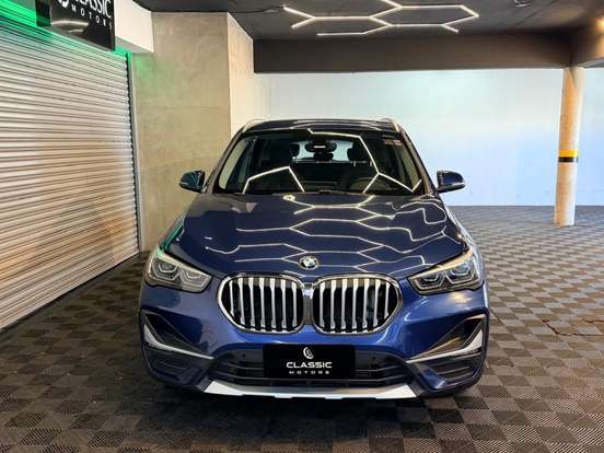 BMW-X1-2.0 16V TURBO ACTIVEFLEX SDRIVE20I X-LINE 4P AUTOMÁTICO BMW-X1-2020