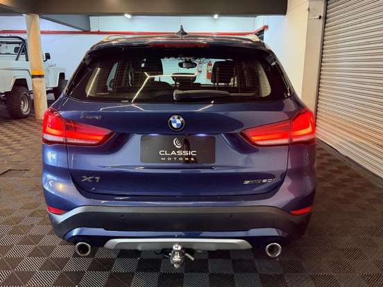 BMW-X1-2.0 16V TURBO ACTIVEFLEX SDRIVE20I X-LINE 4P AUTOMÁTICO BMW-X1-2020