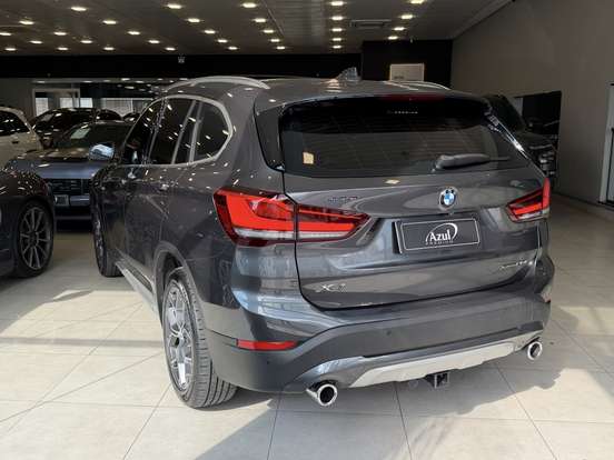 BMW-X1-2021