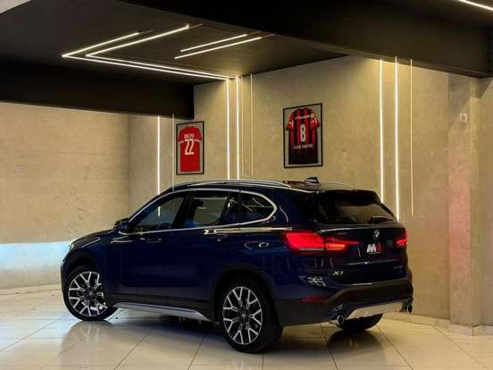 BMW-X1-2022