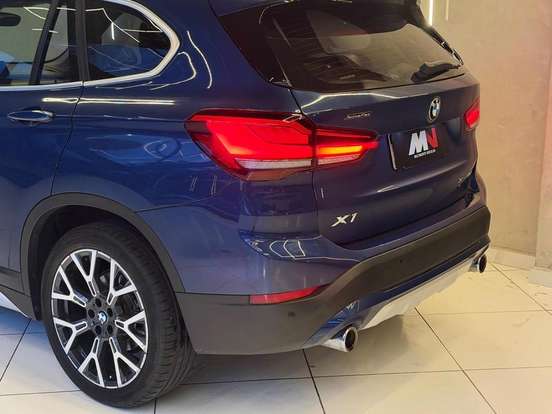 BMW-X1-2022