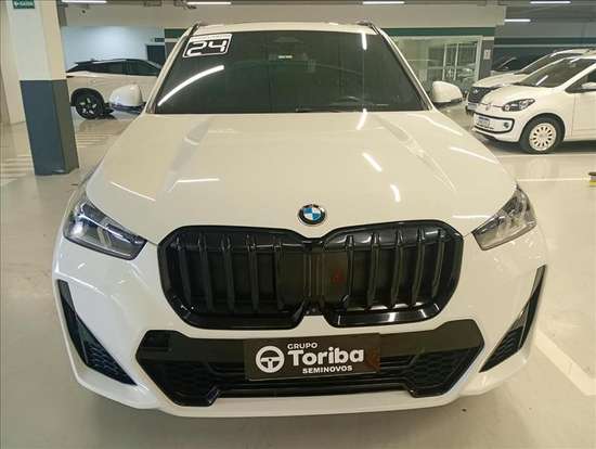 BMW-X1-2023