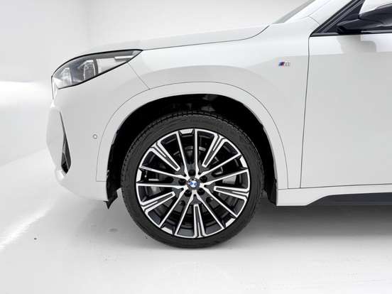 BMW-X1-2023