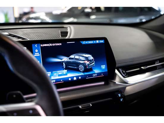 BMW-X1-2024