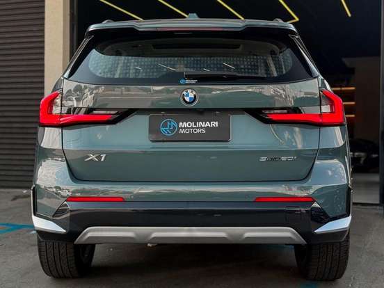 BMW-X1-2023