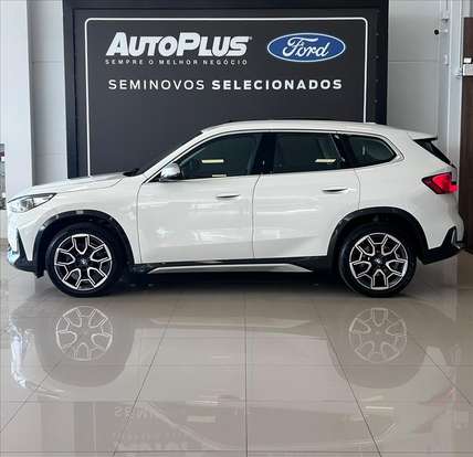 BMW-X1-2022