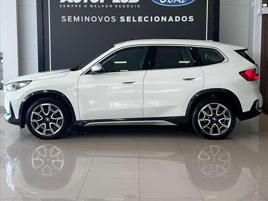 BMW-X1-2.0 16V TURBO GASOLINA SDRIVE20I X-LINE STEPTRONIC BMW-X1-2022