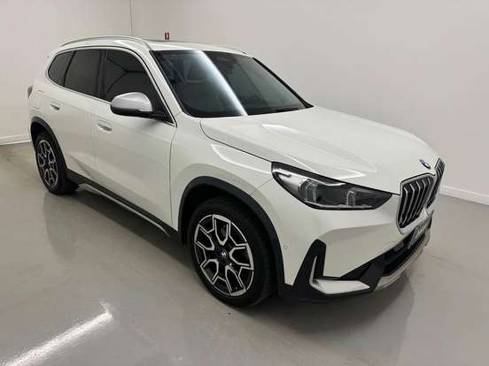 BMW-X1-2.0 16V TURBO GASOLINA SDRIVE20I X-LINE STEPTRONIC BMW-X1-2024