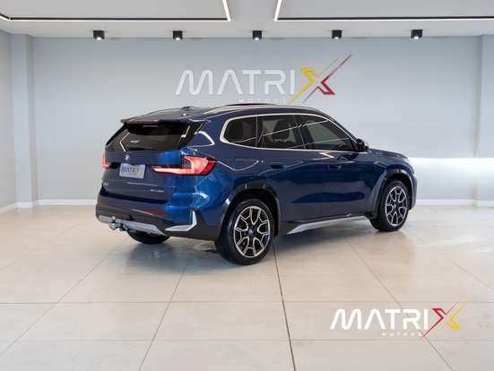 BMW-X1-2022