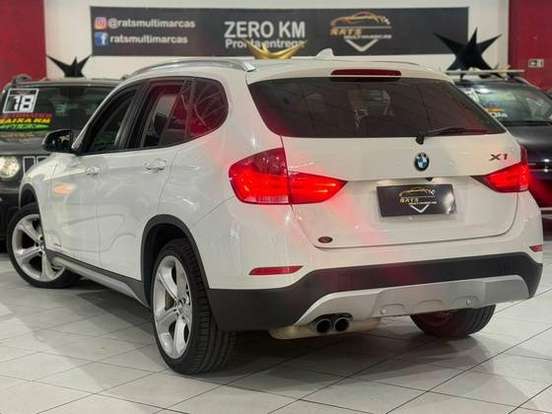 BMW-X1-2012