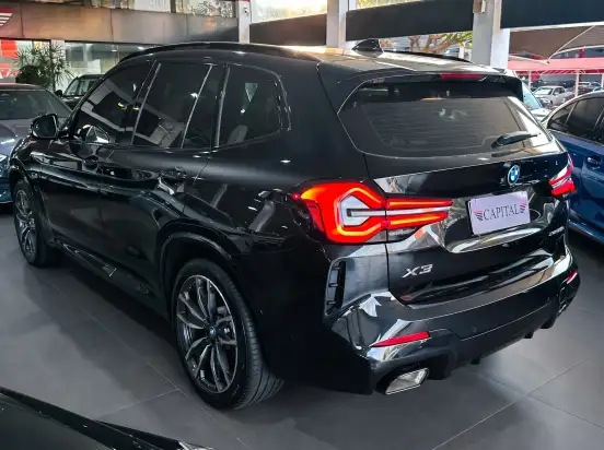 BMW-X3-2021